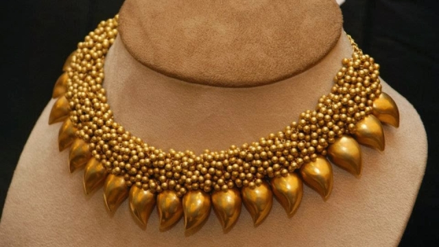 Lustrous Luxuries: Unveiling the Allure of Gold Jewelry