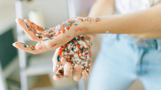 Latest Trends in Pool Deck Materials